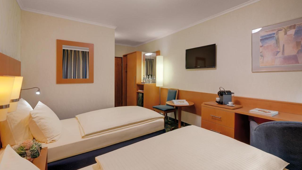 Hotel Am Kupferhammer Tübingen Exteriör bild
